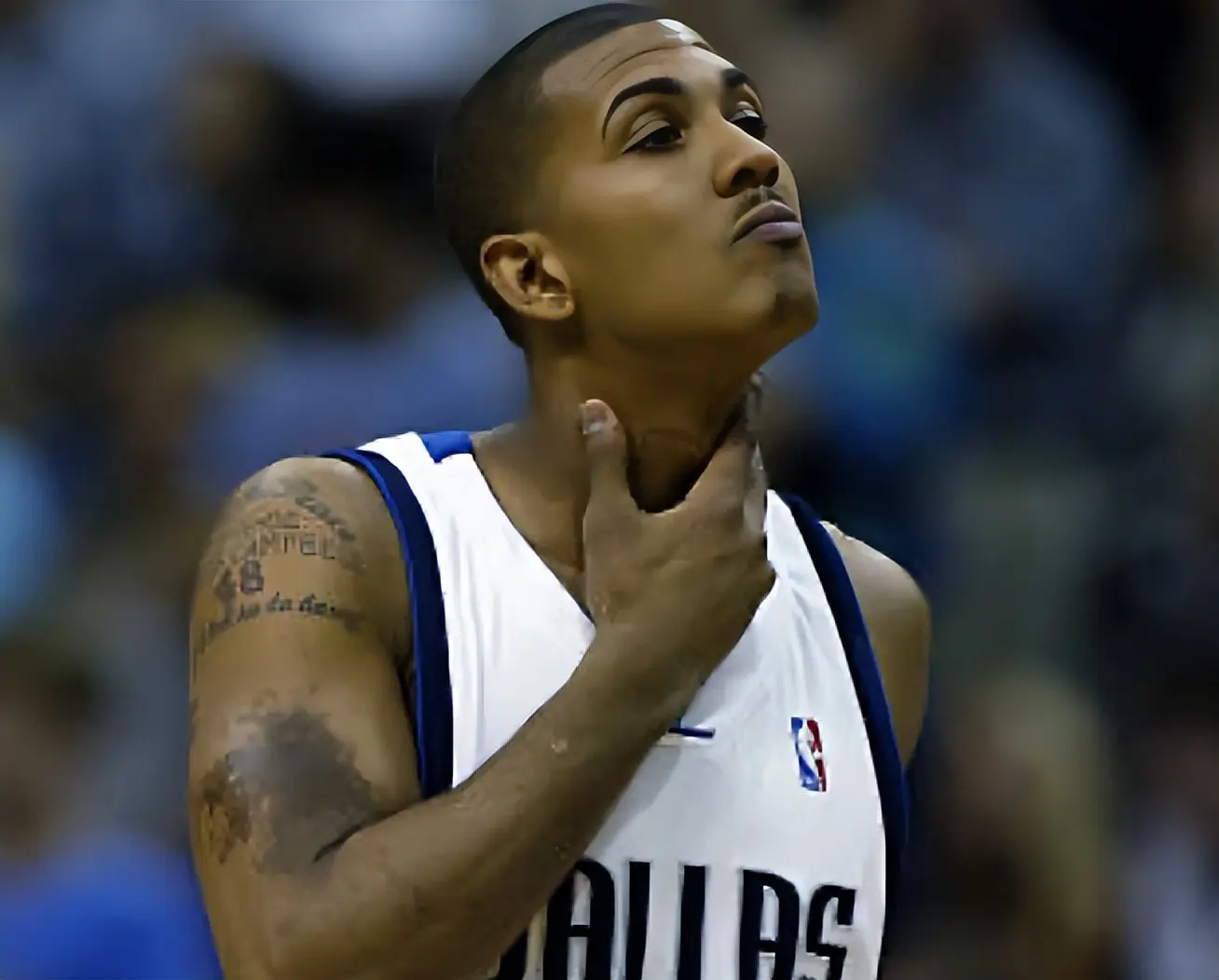 尔并未立刻, 记三分位居