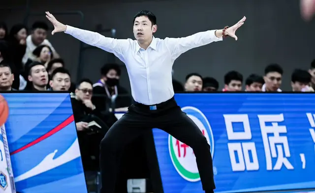 随新疆男篮, 想的补强人