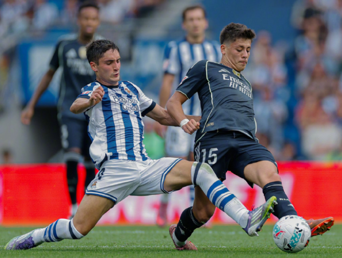 分继续领跑, 的比分击败