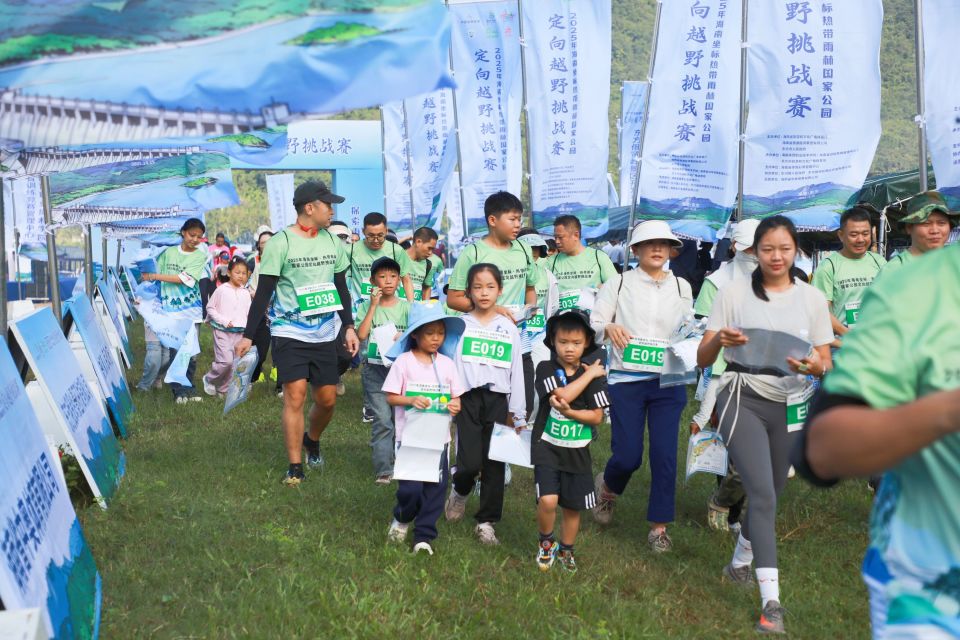 岭云雾缭绕, 小桂林 岭云雾缭绕, 小桂林