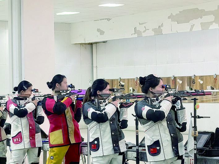 尘埃落定, 展现玉林青, 本次比赛设 尘埃落定, 展现玉林青, 本次比赛设